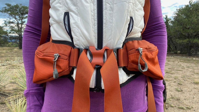 gregory jade 28l - a long, padded hip belt help make the gregory jade a comfortable...