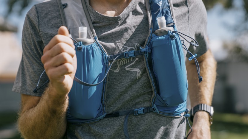 hydration pack for running men - soft flasks are a common option for hydration at the chest, reducing...