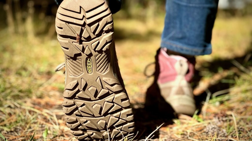 hiking boots womens - although the keen targhee iv mid boots supplied good traction on...