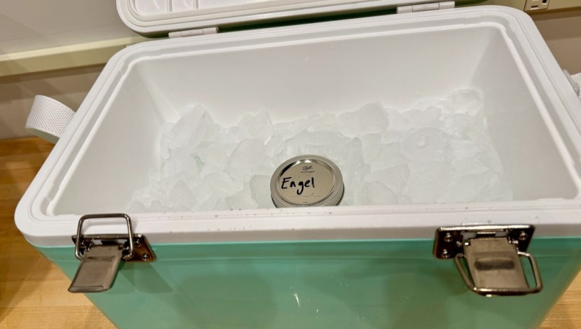 prepping the engel 19 drybox for our insulation testing.