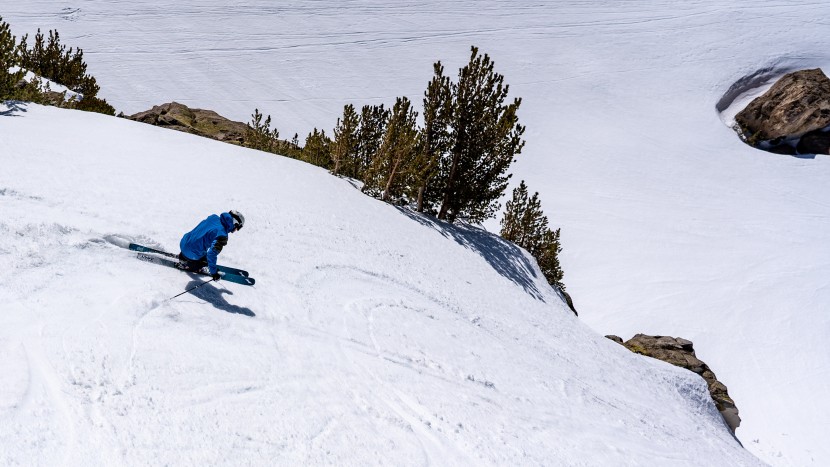 all mountain skis men - lighter skis can help you change direction quickly.