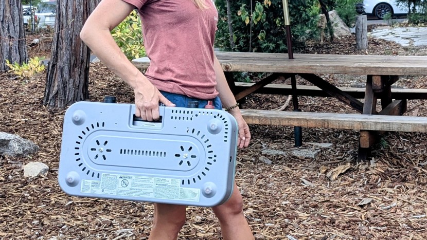 camping stove - the recessed handle of the cascade 3-in-1 makes it easy to grab on...