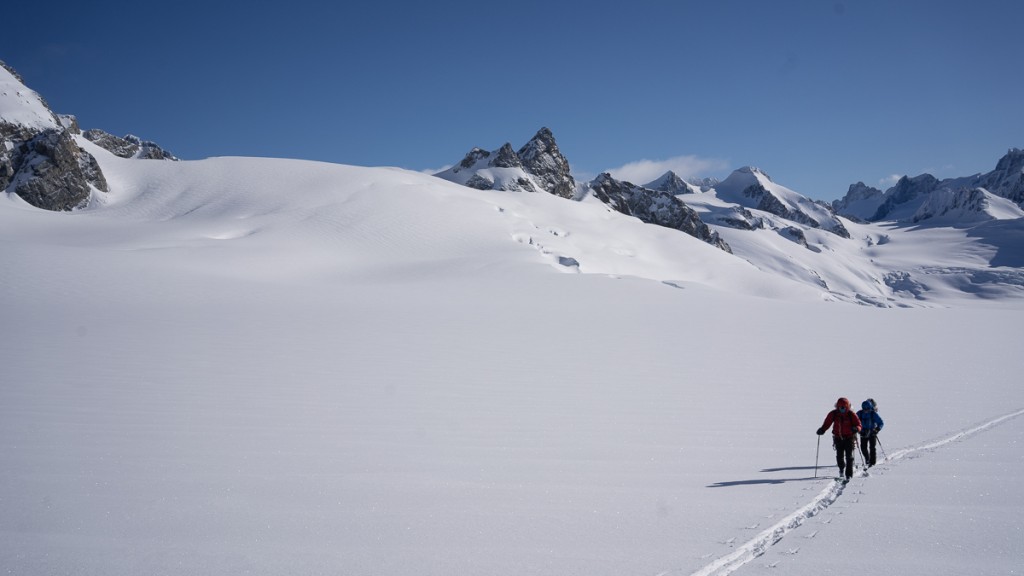 backcountry ski boots - choose your boots wisely. peruse our findings to refine your choice.