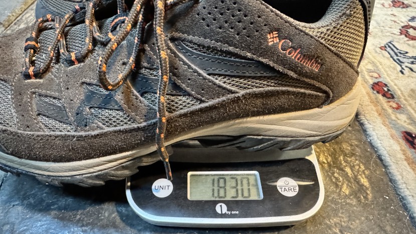 columbia crestwood - comfortably below the 2 pound mark, these shoes don&#039;t really feel...