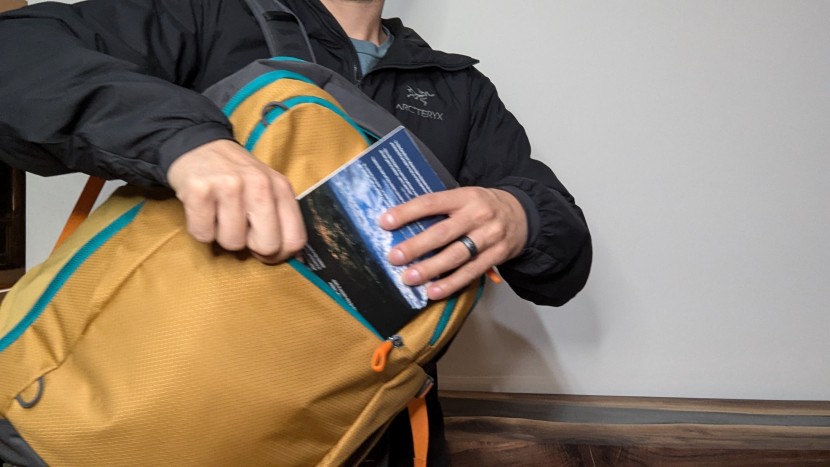 osprey daylite carry-on 35 - handy external pockets are useful whether you&#039;re stashing travel...