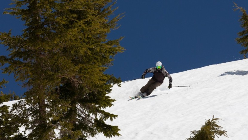 all mountain skis - the salomon qst 92 inspires confidence as you expand your skills on...