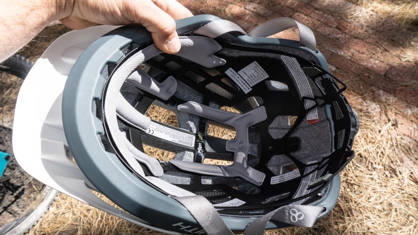 smith engage mips - the smith engage offers an exceptional blend of padding and quality...