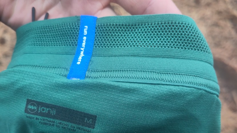 running shorts - the integrated mesh on the waistband of the janji afo middle...