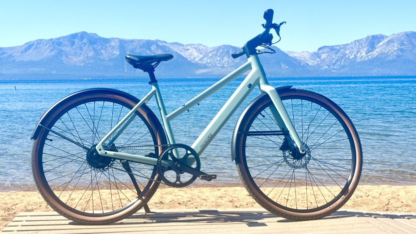 ride1up roadster v3 - simple but not cheap feeling, the roadster has smooth welds, a...