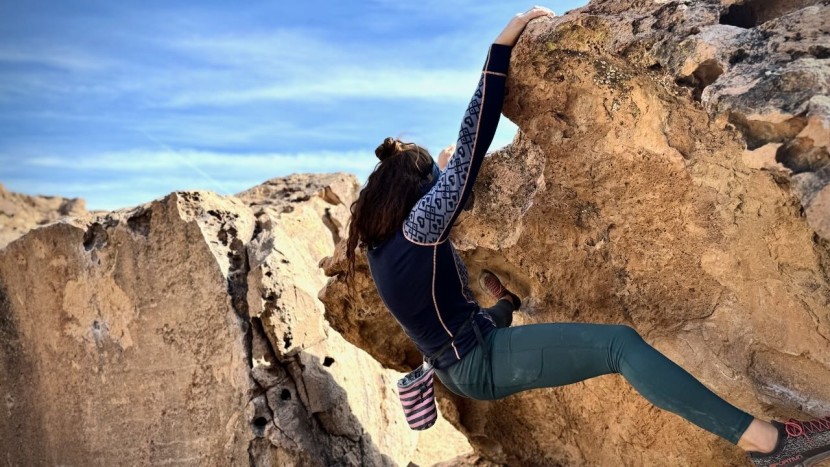 merino.tech 250 crew for women - we tested base layers during various cold weather activities, and...