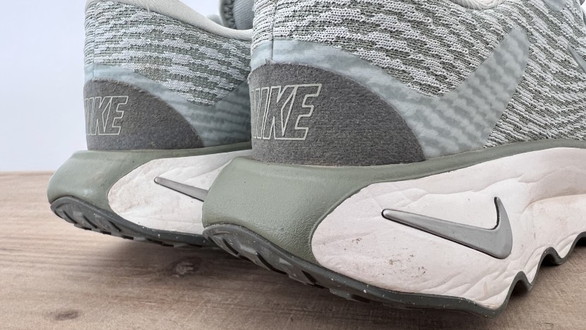 nike motiva for women - the nike motiva foam is showing creases and signs of wear after just...