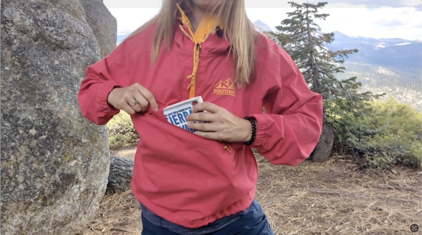 softshell jacket womens - the kanga pocket on the marmot &#039;96 active anorak is big enough to...