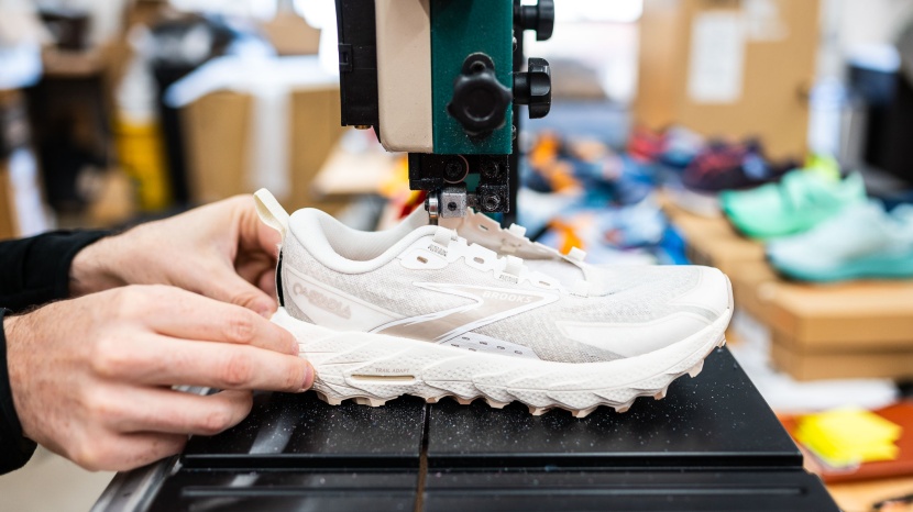 brooks cascadia 18 for women - this new version of the cascadia is far more comfortable than any of...