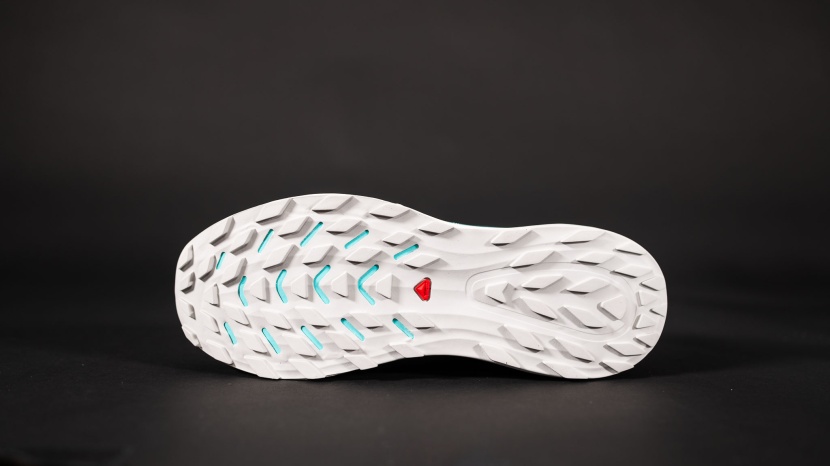 Salomon Ultra Glide 2 Review | Tested & Rated Salomon Ultra Glide 2 Review | Tested & Rated