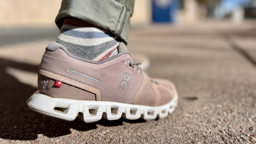 on cloud 5 for women - our testers found the on cloud 5 to be a stylish and capable walking...