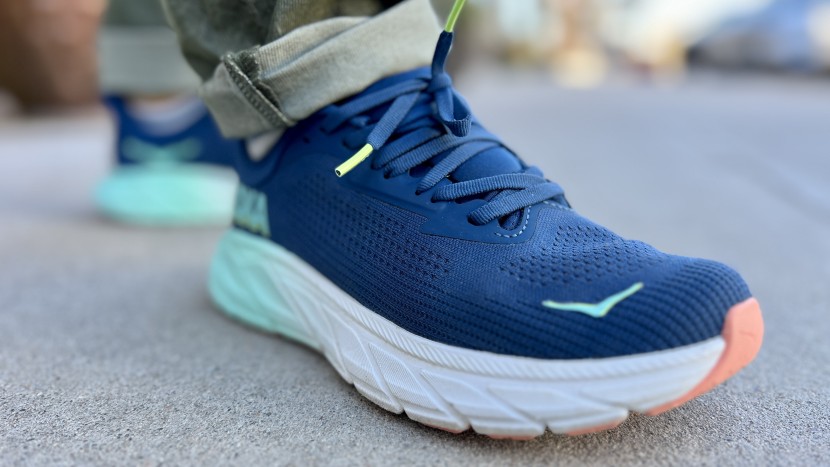 hoka arahi 7 for women - the hoka arahi did well on concrete, tile, and even gravel.