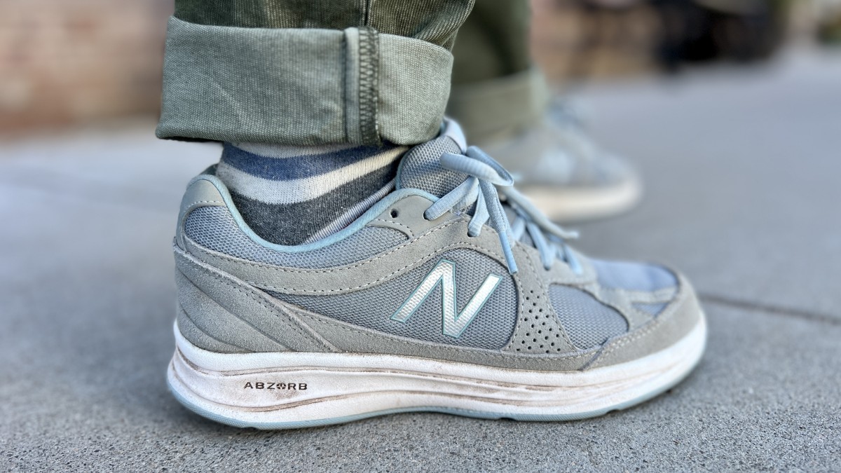 New Balance 877 V1- Women's Review