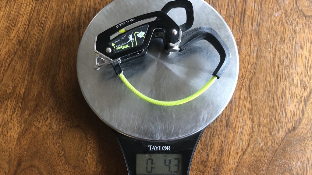 belay device - on our independent scale the giga jul weighted 4.3 ounces, which is...