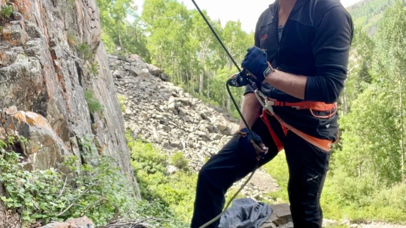 petzl neox - the petzl neox easily lowers a climber by pulling a lever which...