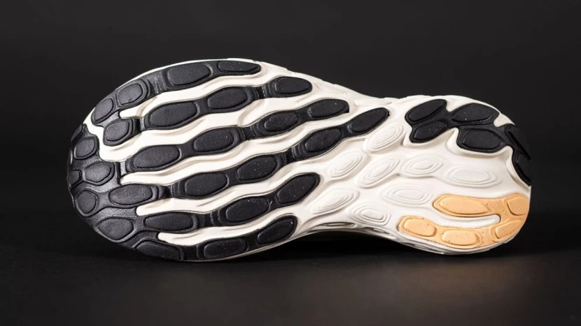 new balance fresh foam x 1080 v13 for women - the bubbly outsole on the fresh foam x 1080 does well on concrete...