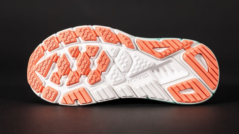 hoka arahi 7 for women - the hoka arahi 7 has high-abrasion rubber in specific high-wear areas.