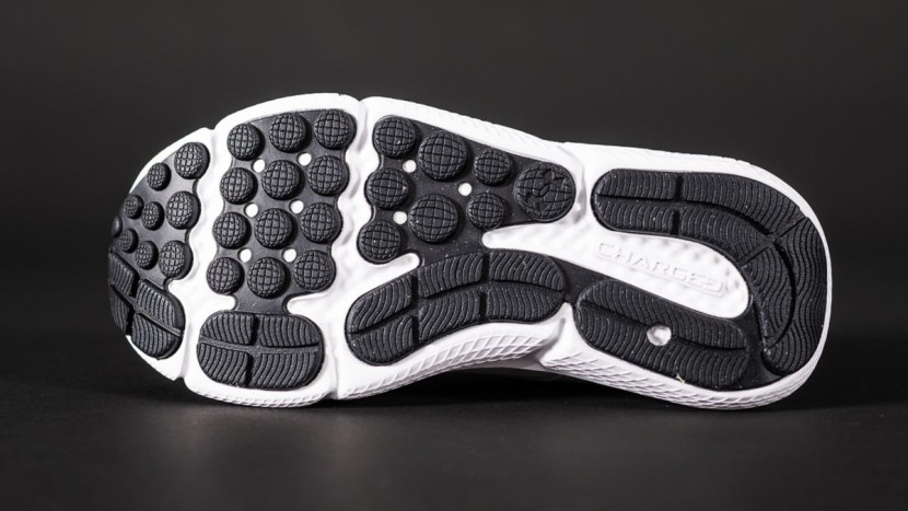 under armour charged assert 10 for women - the outsole of the charged assert doesn&#039;t pick up small rocks like...