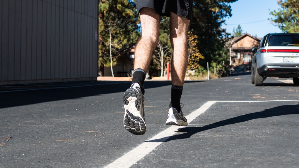 new balance fresh foam arishi v4 - this is a lifestyle shoe that shouldn't be used for regular running.