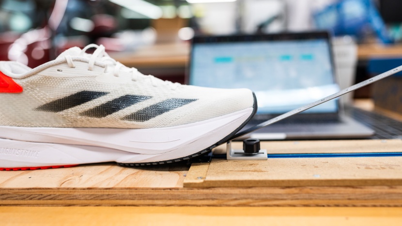 adidas adizero sl2 - the sl2 has a gentle rocker geometry.