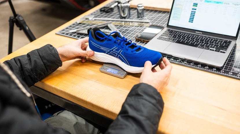 asics gel-contend 9 - we found the gel-contend 9 to be on par with the weight of most...