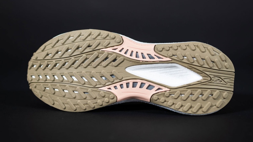 reebok floatride energy 6 for women - the outsole of the floatride energy is adorned with small lugs that...