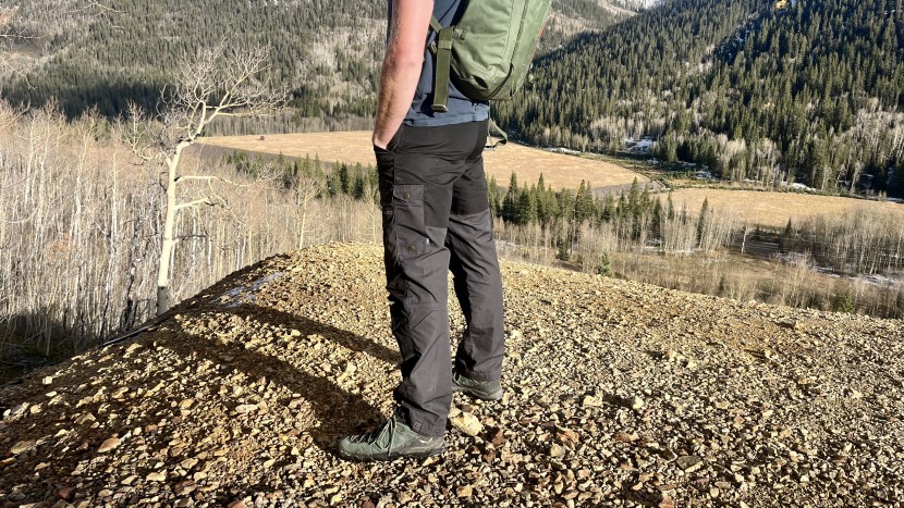fjallraven vidda pro - the fjallraven vidda pro pants look good with their "explorer chic"...