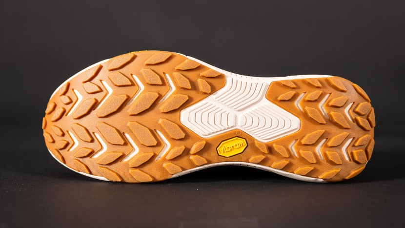 the outsole of the transport have lugs similar to what you'd see on...