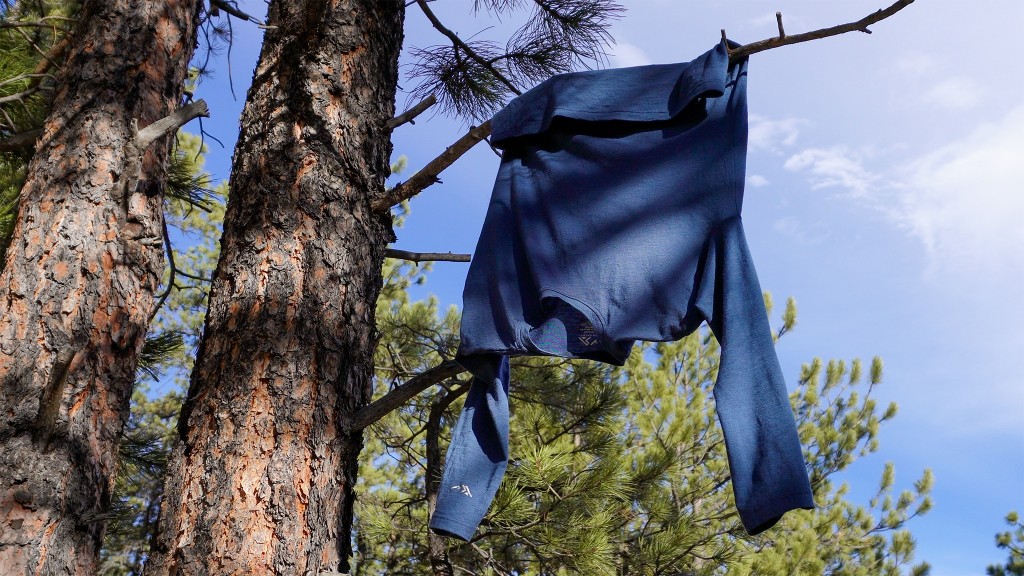 merino.tech crew - it's best to dry the merino.tech crew on the line or on a flat...