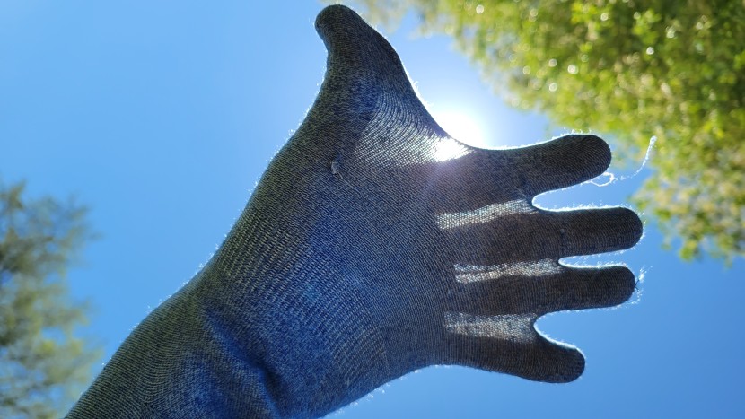 injinji liner crew - the injinji liner crew is built of such thin, breathable fabric that...