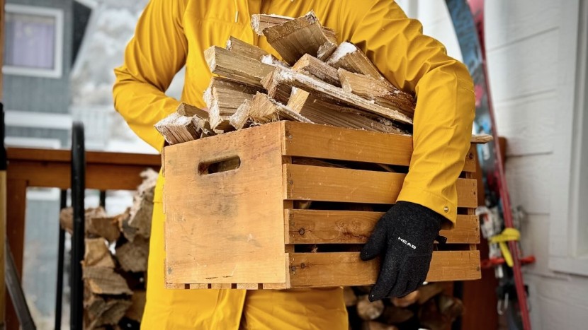 helly hansen moss for women - if you&#039;re looking for an affordable rain jacket that offers...