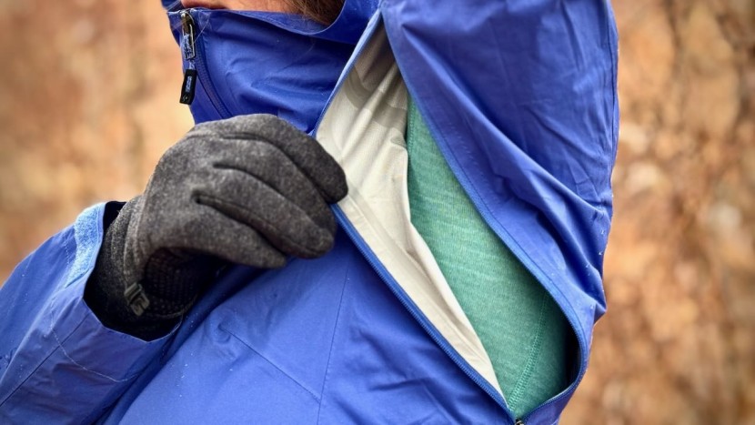 black diamond fineline stretch for women - 11 inch pit vents definitely increase airflow into the interior of...