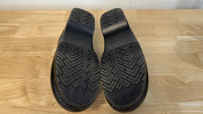 the toes provide good grip and showed no signs of wear.