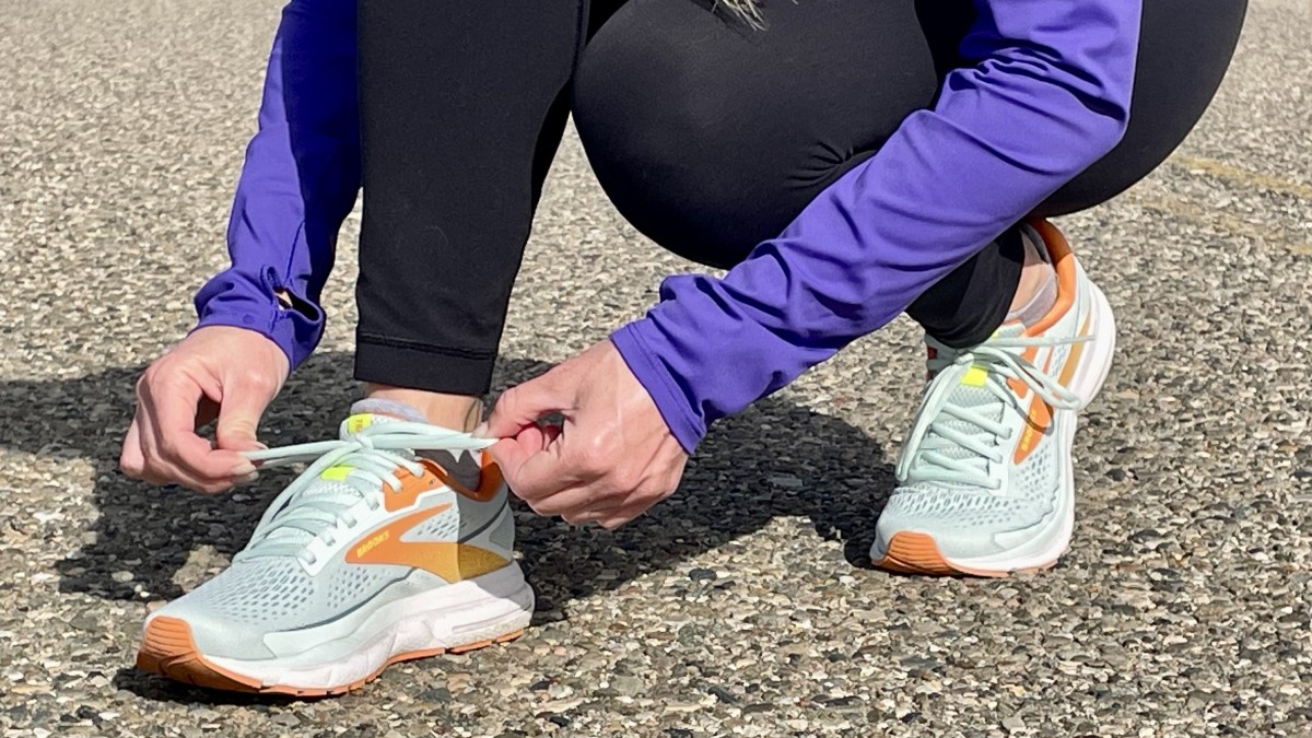 Brooks Trace 3 - Women's Review (Runners, especially heel strikers, who seek simplicity on a budget will enjoy the ground feel and ride of the updated...)