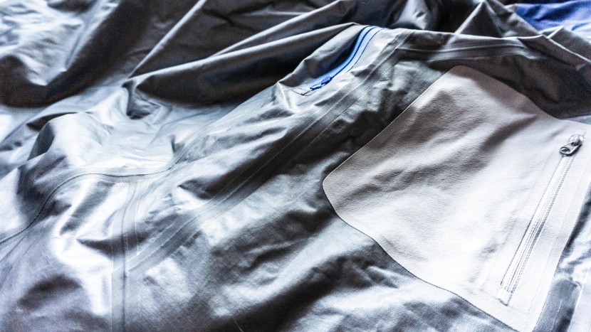 arc&#039;teryx beta sl - for a 3 layer rain jacket, this model offers decent comfort from its...