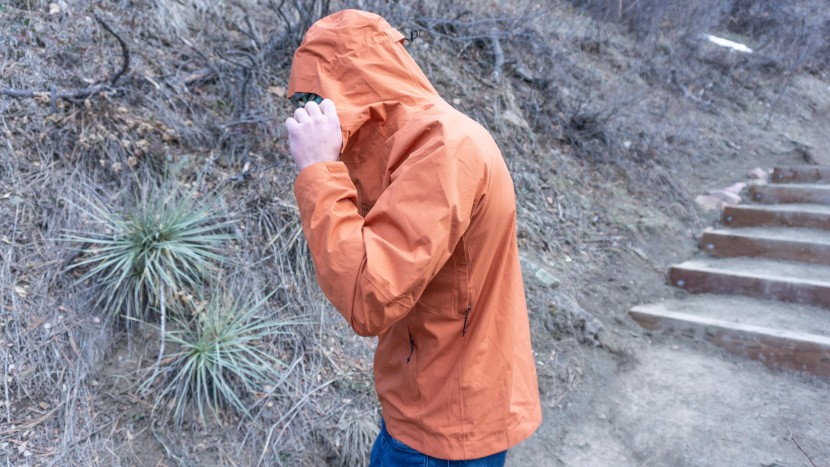 mountain hardwear stretch ozonic jacket - the stretch ozonic offers dependable features and a relatively...