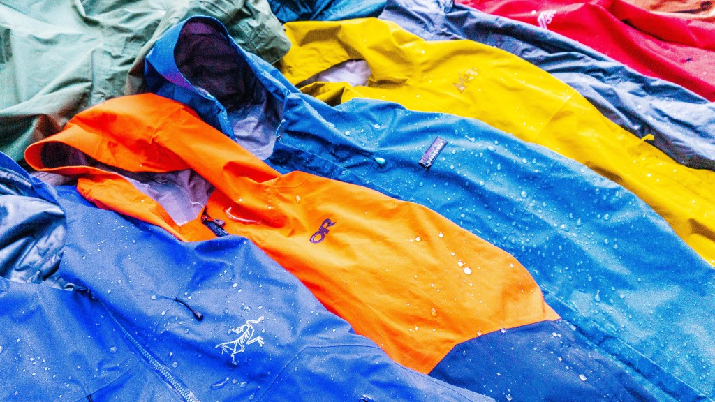 outdoor wet weather clothing