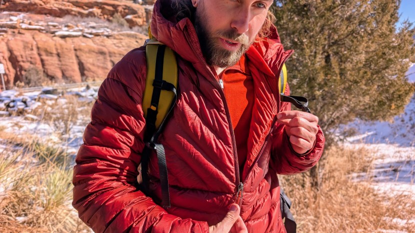 rei co-op magma 850 hoodie - this jacket has an athletic cut, but it&#039;s not too tight to layer...
