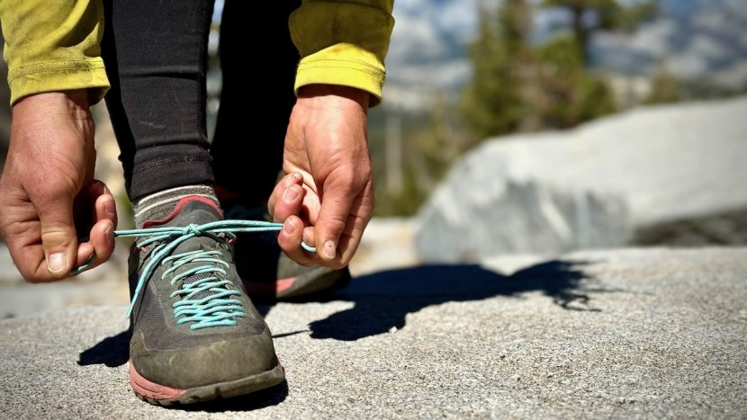 approach shoes womens - the la sportiva tx guide features more padding that the tx4 evo, a...