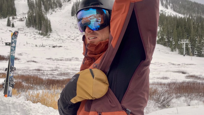 ski jacket men - the outdoor research skytour has huge armpit vents to dump heat, and...