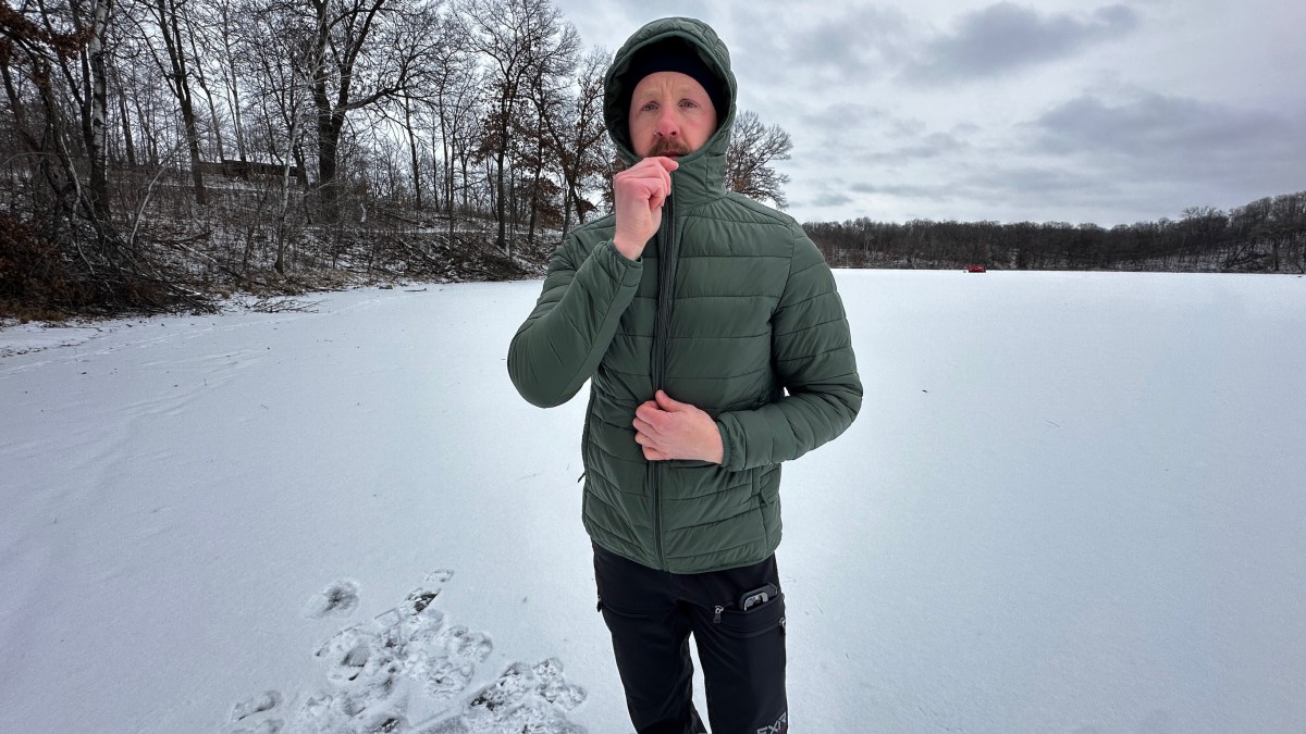 Amazon Essentials Lightweight Puffer Hooded Review (We took the Amazon puffer onto a frozen lake to test it against the wind and cold.)