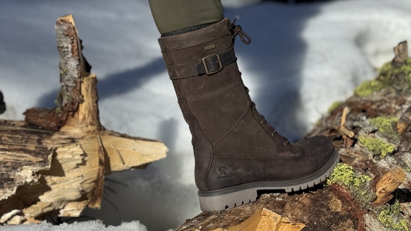 winter boots womens - this combination of adjustability and convenience allows for a...