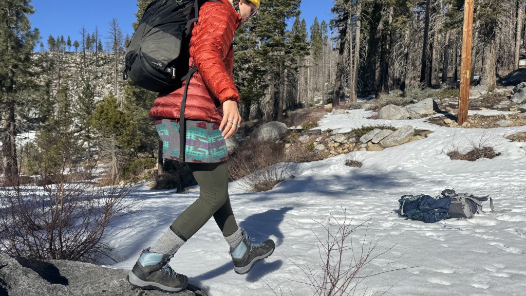 keen revel iv polar for women - with 200g of insulation, a breathable membrane, and great traction...