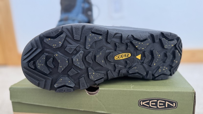 keen revel iv polar for women - a look at the hefty traction built into this awesome hiking boot.