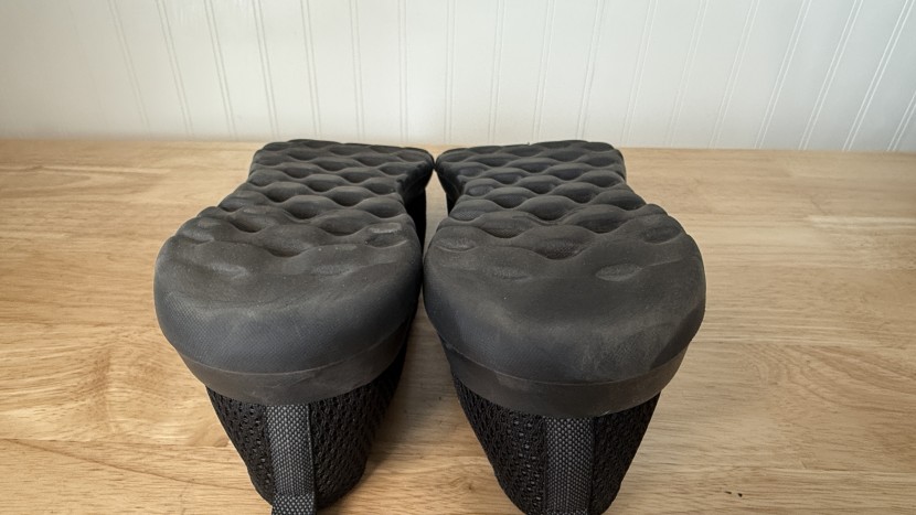 the heel lacks durability and showed signs or wear after our testing...