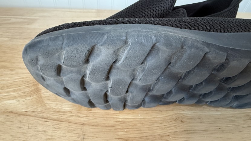 the sides and tread were showing rough wear after our testing.